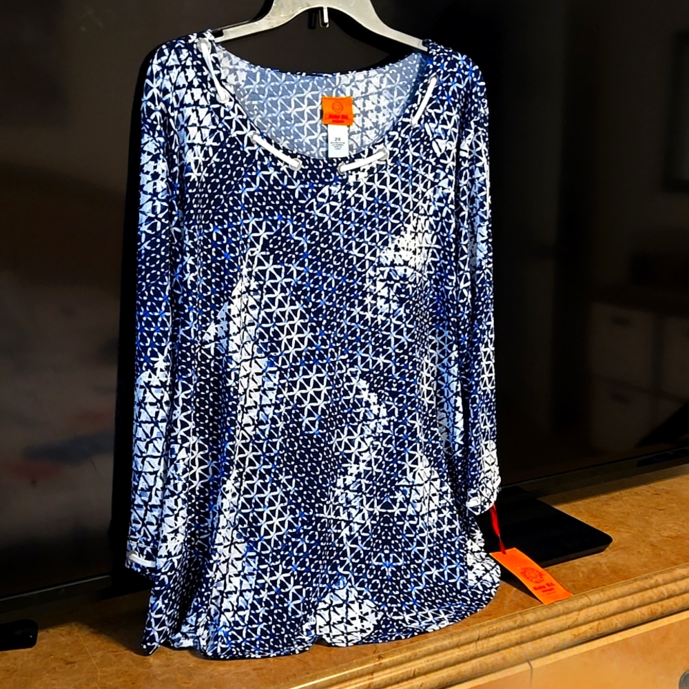 Blue and White Geometric V-Neck Bell Sleeve Blouse